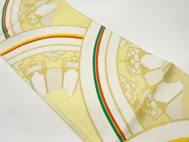 雲に花々・曲線模様織出し袋帯